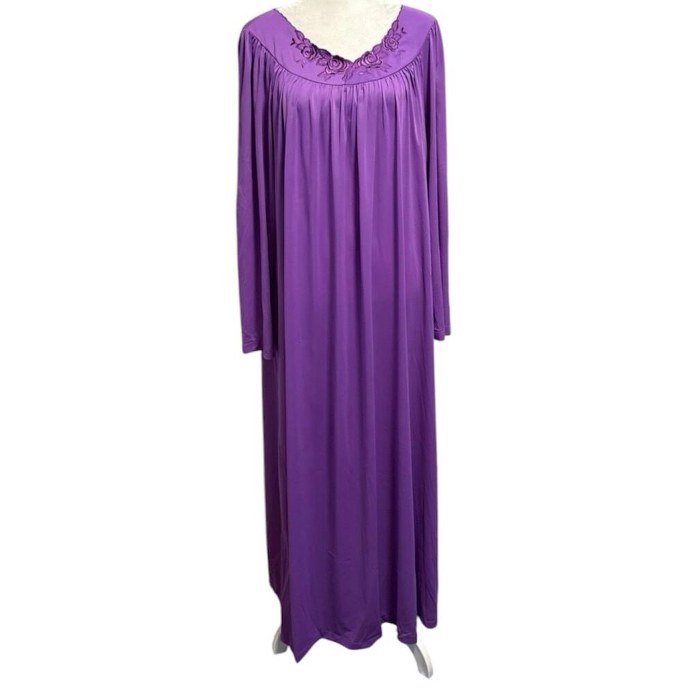 Shadowline Size L Nightgown Full Length Long Sleeves Purple Modest Embroidered